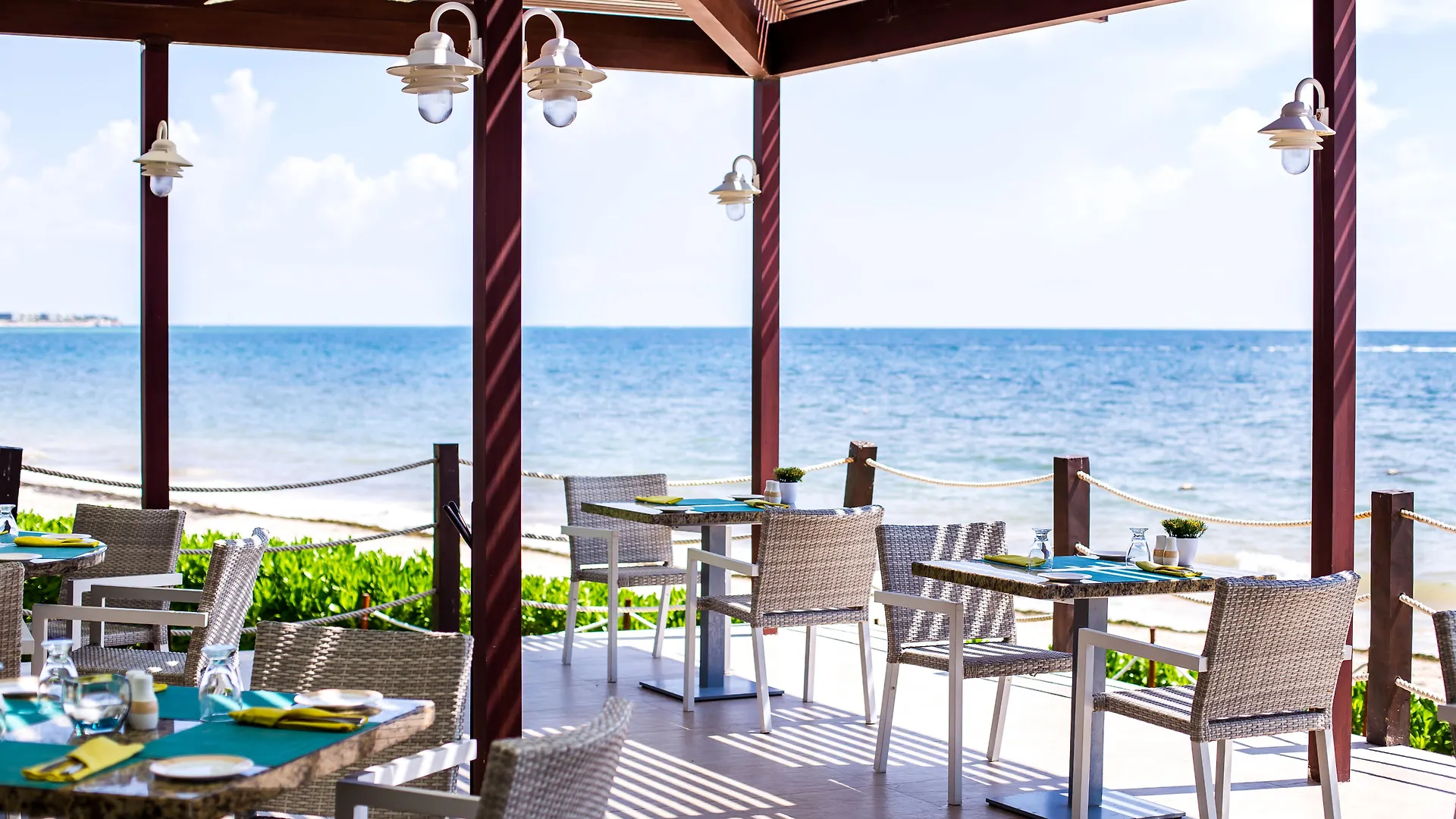 Now Sapphire Riviera Cancun Puerto Morelos 5*,