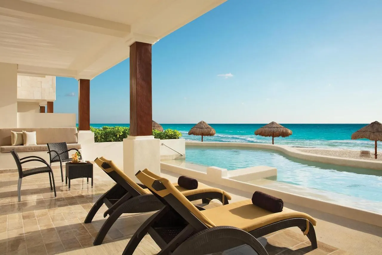 Now Sapphire Riviera Cancun Puerto Morelos 5*,  Messico
